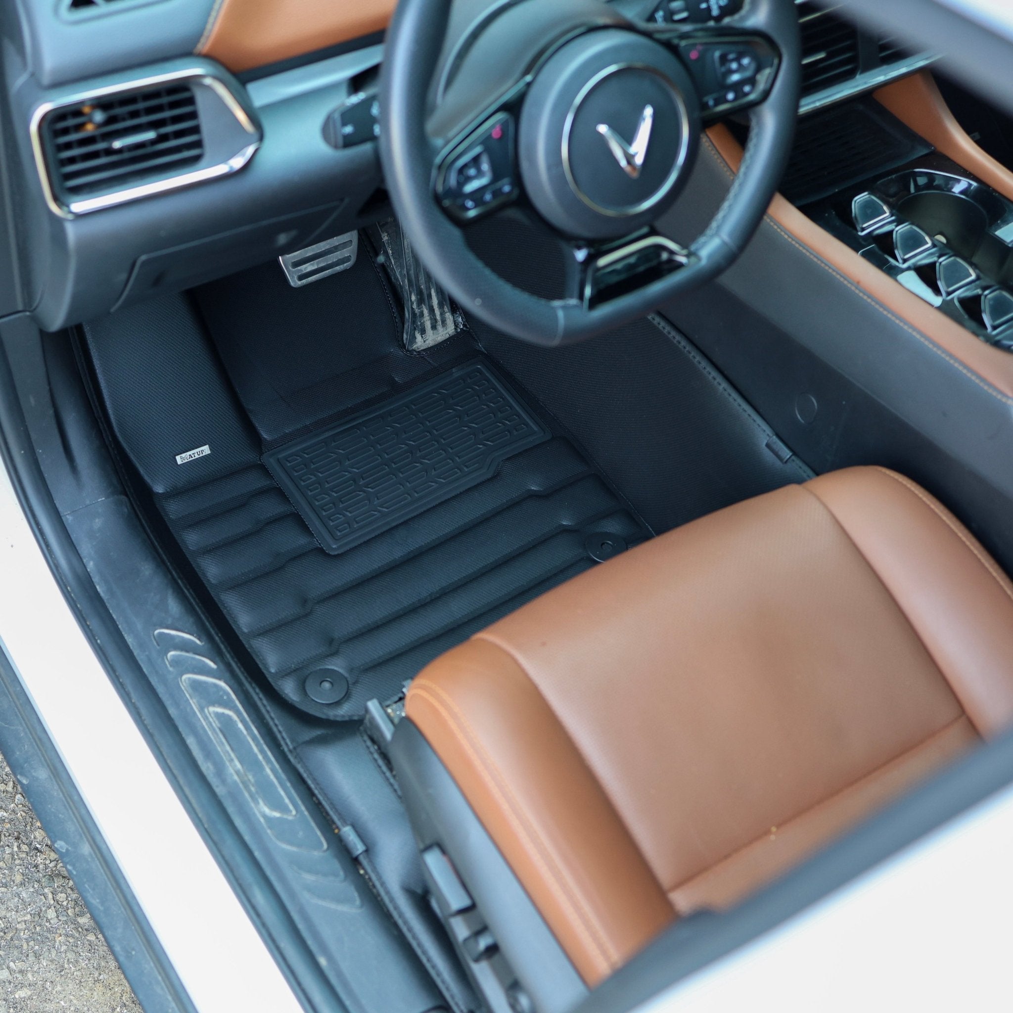Vinfast VF9 (7 Seat) Floor Mats 2024-2026 | Covers Row 1,2 & 3